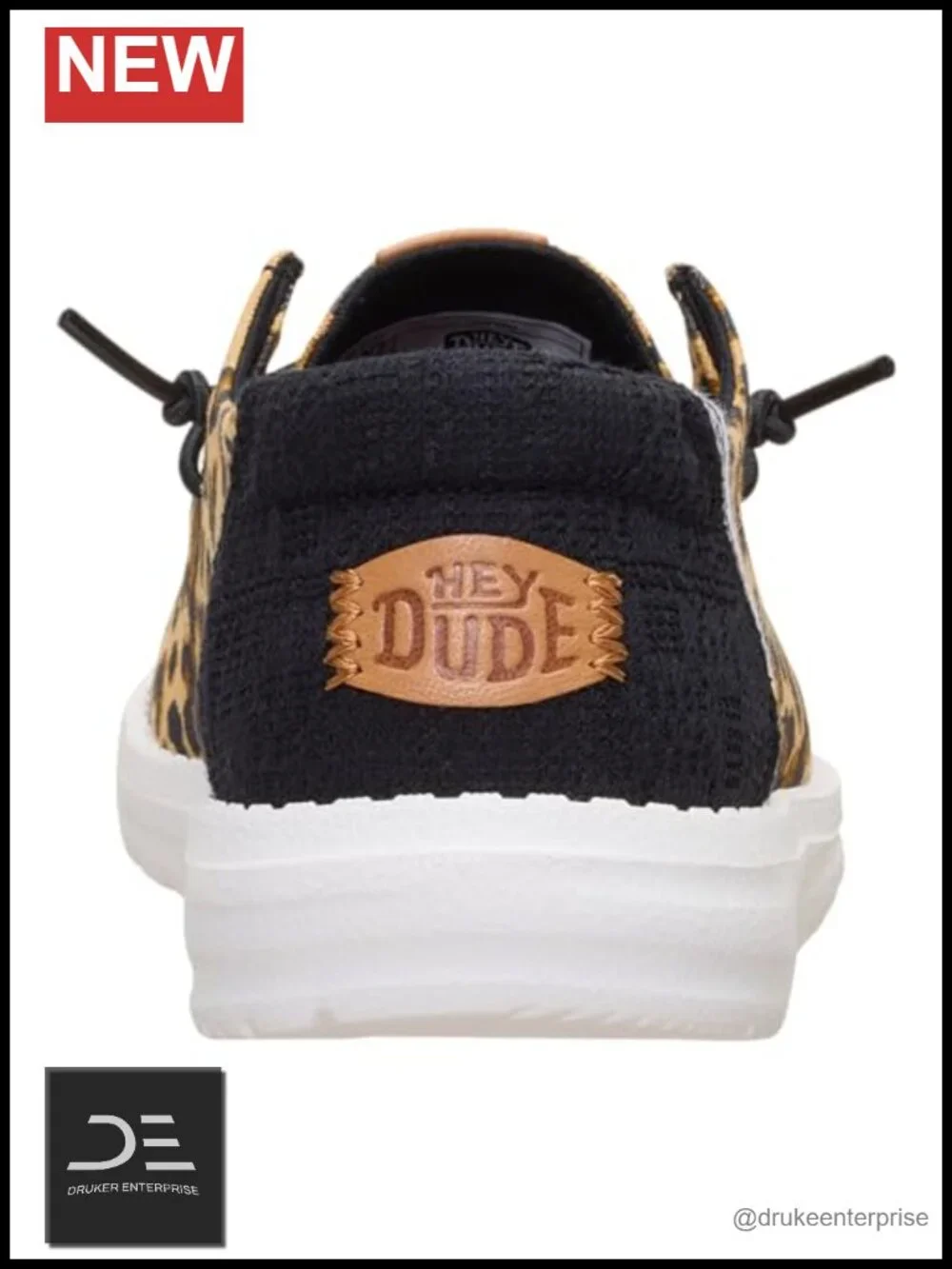 Women's Slip On Loafer with Breathable Textile Upper and Elastic Laces